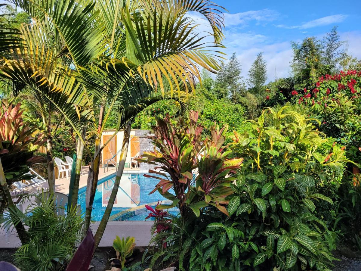Mindo Glambird Glamping & Lodge Bagian luar foto