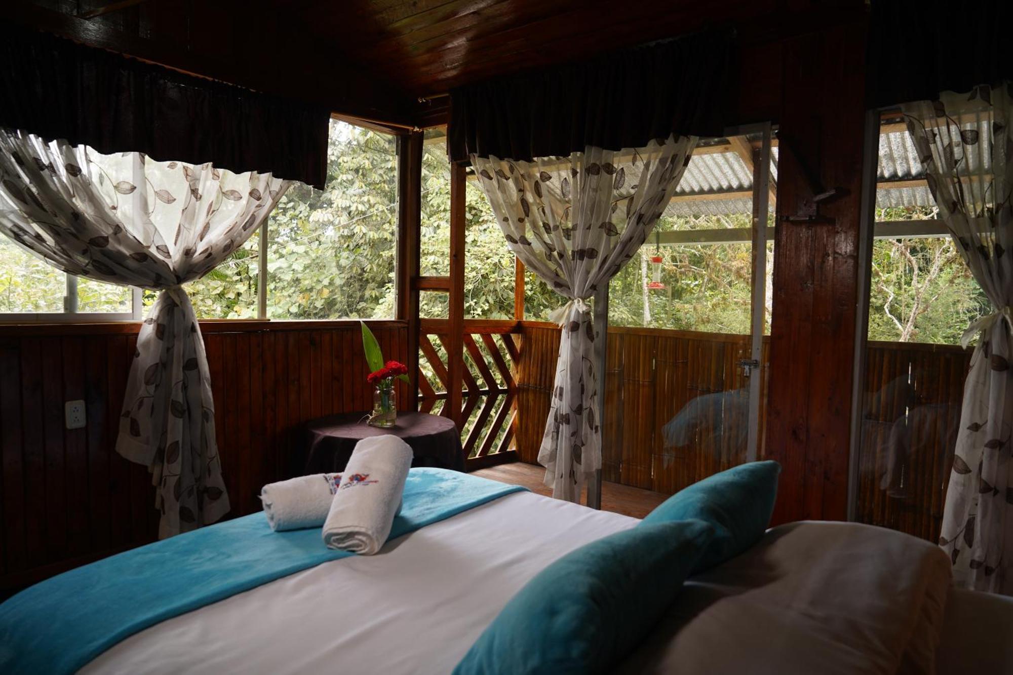 Mindo Glambird Glamping & Lodge Bagian luar foto